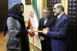 آیین تجلیل از عوامل سریال های نوروزی 96 با حضور رئیس رسانه ملی