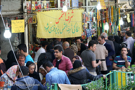 حکاکی شرف الشمس روی عقیق