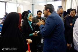 دلجویی خبرنگاران صداوسیما از خبرنگار باشگاه خبرنگاران جوان