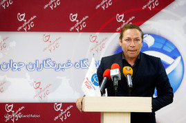 دلجویی خبرنگاران صداوسیما از خبرنگار باشگاه خبرنگاران جوان