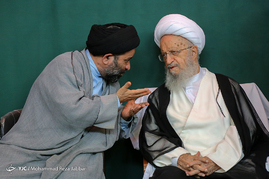 مراسم عمامه‌گذاری طلاب در سالروز ولادت حضرت علی(ع) - قم‎