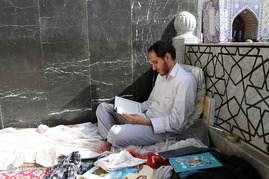 مراسم معنوی اعتکاف در مسجد گوهرشاد حرم رضوی
