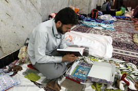 مراسم معنوی اعتکاف در مسجد گوهرشاد حرم رضوی