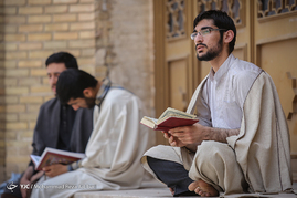 مراسم معنوی اعتکاف در قم‎