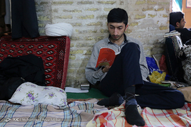 مراسم معنوی اعتکاف در قم‎