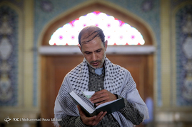 مراسم اعمال ام داوود در مسجد جمکران‎