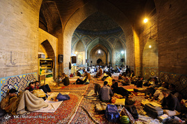 مراسم معنوی اعتکاف در مسجد حکیم اصفهان‎