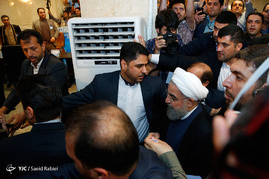 ثبت نام روحانی در انتخابات ریاست جمهوری