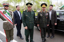 استقبال رسمی وزیر دفاع ایران از وزیر دفاع کشور آذربایجان