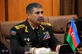 استقبال رسمی وزیر دفاع ایران از وزیر دفاع کشور آذربایجان