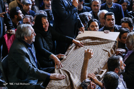 تشییع پيكر مرحوم عارف لرستانی