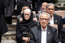 تجلیل از هنرمندان پیشکسوت متولدین فروردین ماه