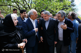 تجلیل از هنرمندان پیشکسوت متولدین فروردین ماه