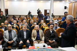 تجلیل از هنرمندان پیشکسوت متولدین فروردین ماه