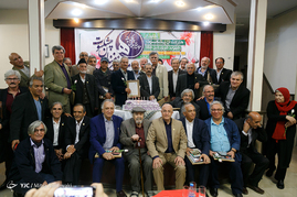 تجلیل از هنرمندان پیشکسوت متولدین فروردین ماه