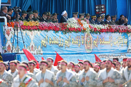 مراسم رژه نیروهای مسلح ارتش جمهوری اسلامی ایران