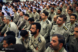 دیدار جمعی از فرماندهان و کارکنان ارتش با مقام معظم رهبری