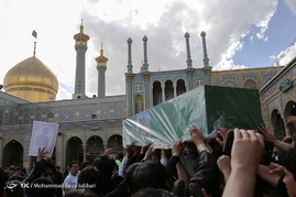 تشییع پیکر هفت شهید مدافع حرم در قم