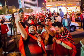 شادی هواداران پرسپولیس در خیابان های تهران