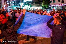 شادی هواداران پرسپولیس در خیابان های تهران