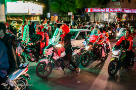 شادی هواداران پرسپولیس در خیابان های تهران