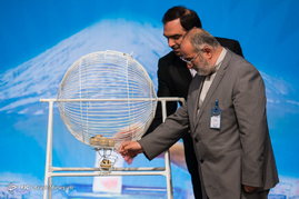 مراسم قرعه کشی برنامه‌های رادیویی و تلویزیونی نامزدهای انتخابات ریاست جمهوری