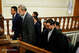 دیدار علی لاریجانی با رئیس مجلس قرقیزستان