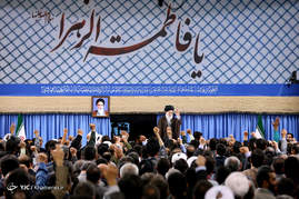 دیدار مسئولان نظام و سفرای کشورهای اسلامی با رهبر معظم انقلاب