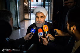 پشت صحنه ضبط برنامه حسن روحانی نامزد انتخابات ریاست جمهوری