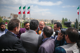پشت صحنه ضبط برنامه محمدباقر قالیباف نامزد انتخابات ریاست جمهوری