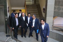 پشت صحنه ضبط برنامه محمدباقر قالیباف نامزد انتخابات ریاست جمهوری