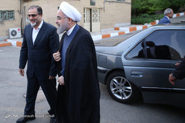 پشت صحنه ضبط برنامه حسن روحانی نامزد انتخابات ریاست جمهوری