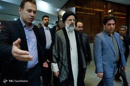 پشت صحنه ضبط برنامه ابراهیم رئیسی نامزد انتخابات ریاست جمهوری