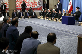 دیدار شرکت‌کنندگان در مسابقات بین‌المللی قرآن با رهبر معظم انقلاب