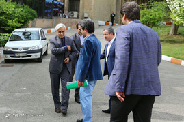 پشت صحنه ضبط برنامه مصطفی هاشمی طبا نامزد انتخابات ریاست جمهوری