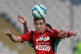 دیدار تیم های فوتبال پرسپولیس و ذوب آهن