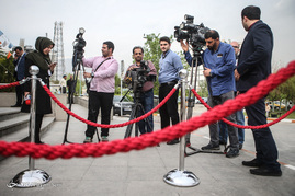 پشت صحنه ضبط برنامه محمدباقر قالیباف نامزد انتخابات ریاست جمهوری