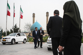پشت صحنه ضبط برنامه محمدباقر قالیباف نامزد انتخابات ریاست جمهوری
