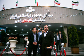 پشت صحنه ضبط برنامه محمدباقر قالیباف نامزد انتخابات ریاست جمهوری