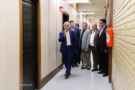 پشت صحنه ضبط برنامه مصطفی هاشمی طبا نامزد انتخابات ریاست جمهوری