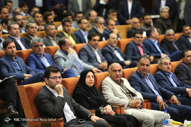 تجلیل از معلمان و مدیران برتر استان اصفهان