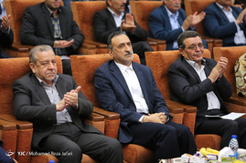تجلیل از معلمان و مدیران برتر استان اصفهان