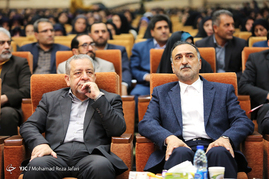 تجلیل از معلمان و مدیران برتر استان اصفهان