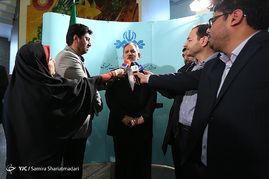 پشت صحنه ضبط برنامه اسحاق جهانگیری نامزد انتخابات ریاست جمهوری
