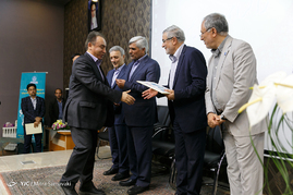 افتتاح نمایشگاه و دستاوردهای پارک علم و فناوری دانشگاه تهران