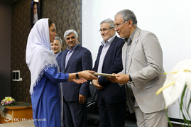 افتتاح نمایشگاه و دستاوردهای پارک علم و فناوری دانشگاه تهران