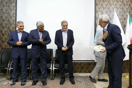 افتتاح نمایشگاه و دستاوردهای پارک علم و فناوری دانشگاه تهران