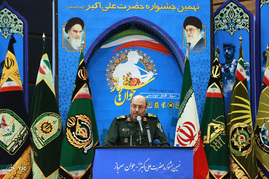 جشنواره سرباز جوان با حضور وزیر دفاع
