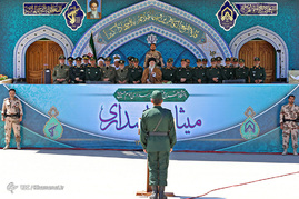 مراسم دانش‌آموختگی دانشجویان دانشگاه امام حسین(ع) با حضور فرمانده کل قوا