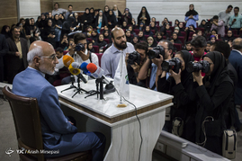 سخنرانی میرسلیم در دانشگاه آزاد واحد علوم و تحقیقات